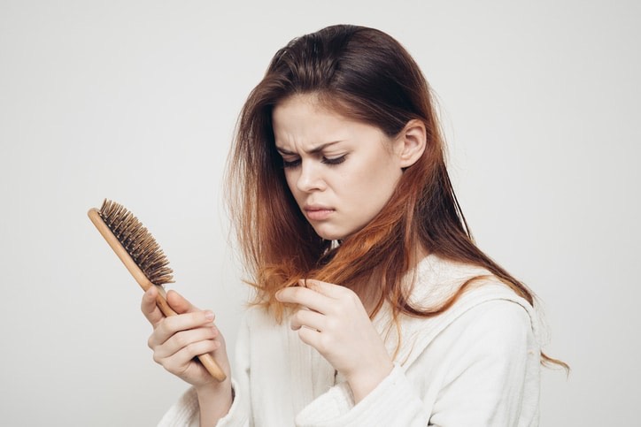 Những cách trị rụng tóc và kích thích mọc tóc 