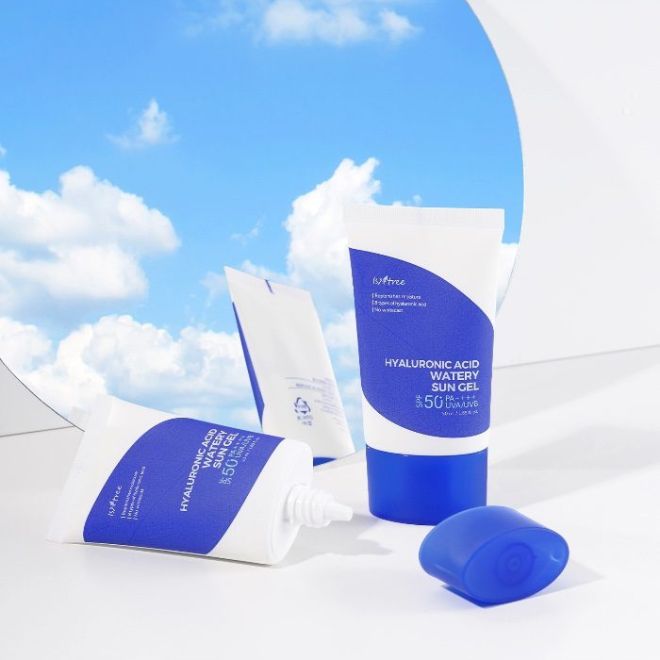 Kem chống hóa học Isntree Hyaluronic Acid Watery Sun Gel